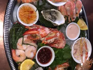 Imperial Arms Pub & Courtyard Bistro