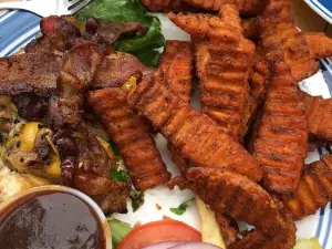 Leo's Grill & Malt Shop