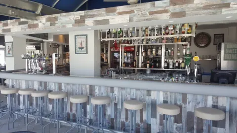 Waves Cocktail Bar in Protaras