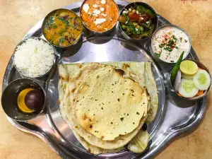 Giannis Pure Veg Restaurant