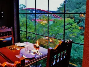 Brewery & Restaurant CARVAAN (Halal)