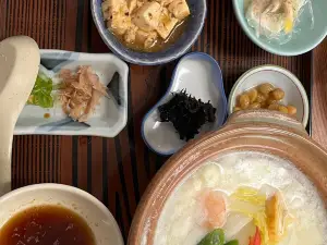 Tosho Yokocho