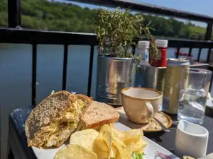Lakeside Cafe and Catering