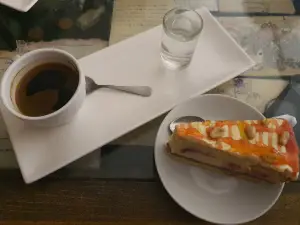 Kava Vid Politsmeystera