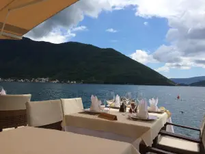 Restaurant Conte , Perast