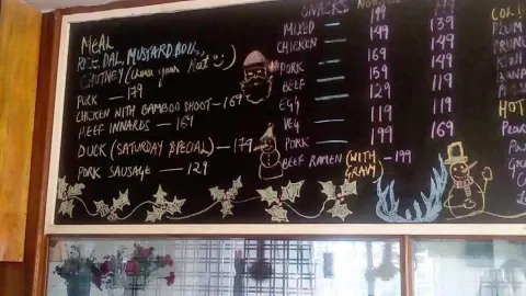 Shosa kitchen in インパール
