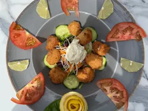 Plaza Bistro
