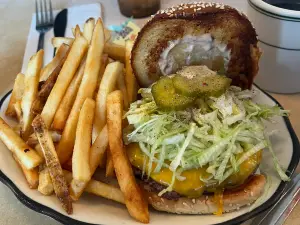 Palace Diner