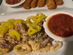 Frank's Bar and Grille