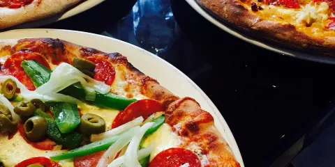 Woodenheads Gourmet Pizza