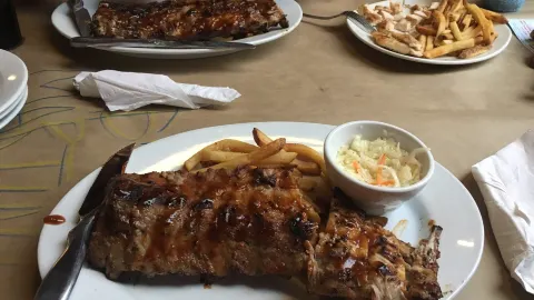 Crabby Joe's Bar • Grill in キッチナー