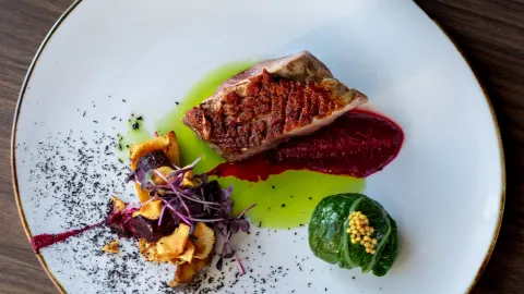 De Tre Nonner Sky Bar & Restaurant in Troms