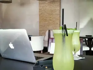 Vitraj Restaurant & Lounge