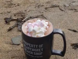 Readymoney Beach Shop