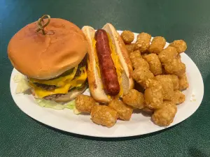 Tava's Diner