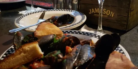 Mancini's Brick Oven Pizzeria & Restaurant