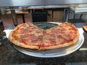 Paul’s Live From NY Pizza | Eureka