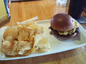 Applebee's Grill + Bar