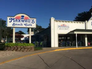 Maxwells Beach Cafe