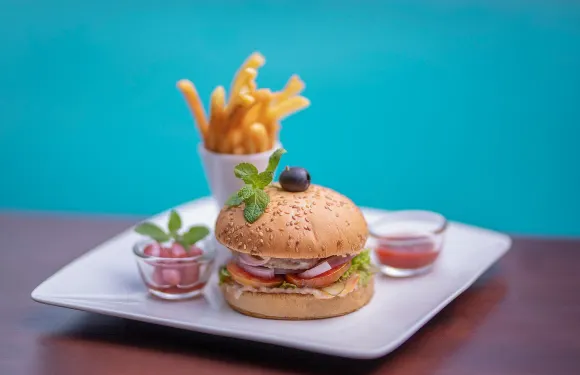 Hotel Mahanuge Restaurant