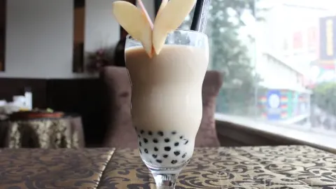 阿姨奶茶专卖(鹤壁总店) in เหอปี