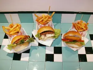 Go Go Burger