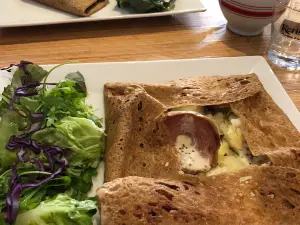 La Creperie