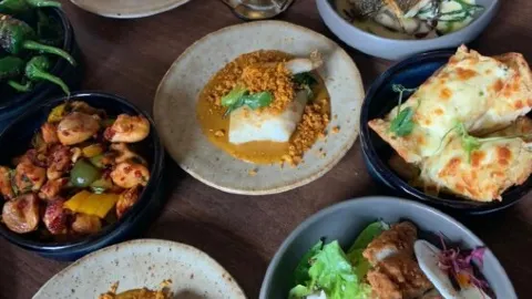 The Bank Wine Bar & Bistro in 렉섬