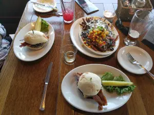 Harbour Public House