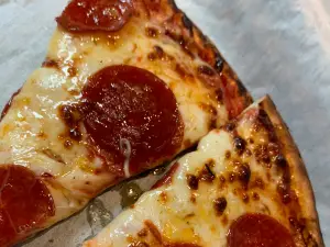 Woody's Wood-Fire Pizza Bar & Oven