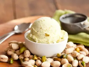 Island Cool Ice Cream (formerly Mora Iced Creamery)