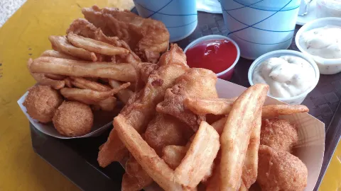 Marino's Seafood Fish & Chips in Columbus