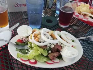 Bayside Saloon & Grill