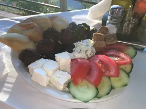 Hovoli