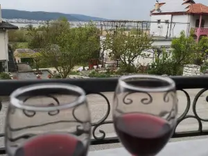 Chrysanthos Family Taverna