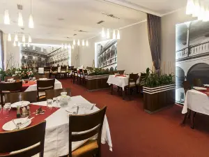 Arkada Restaurant