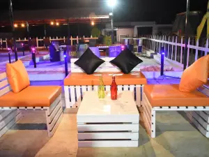 Alakh The Restrocafe