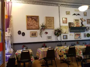 Myrtle's Cafe & Pie
