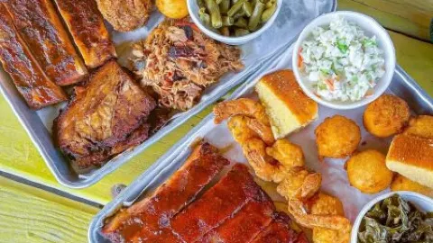 Sooey's BBQ & Rib Shack in Corolla