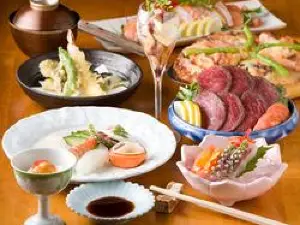 鮨割烹ぎんえん 白山店