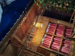 Shakahaar Pure Veg Restaurant(SHAKAHAARI)