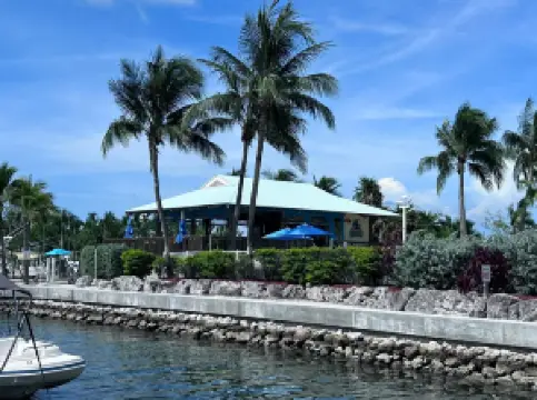 Barnacle Barney's Tiki Bar