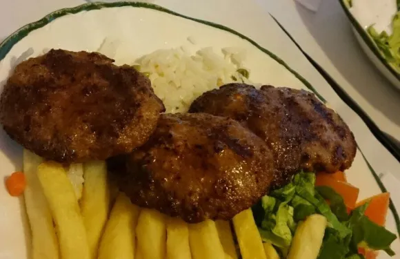 Istanbul Grill, Kebap & Pizza
