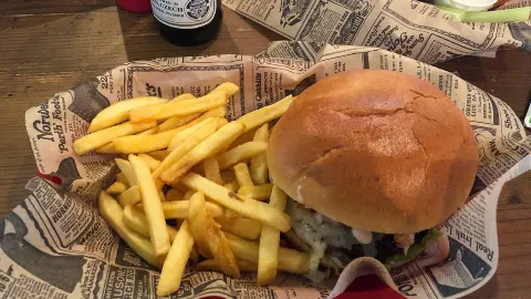 NOVI Burger in มอลตา