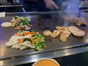 Kiku Japanese Steakhouse & Sushi Bar