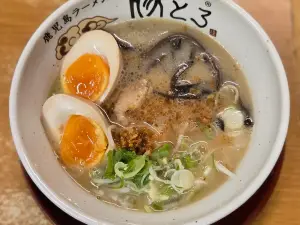 鹿児島ラーメン 豚とろ 天文館本店