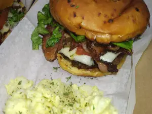 Fontastic Foods