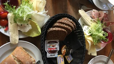 Cafe Bar Knuth in Hamburg