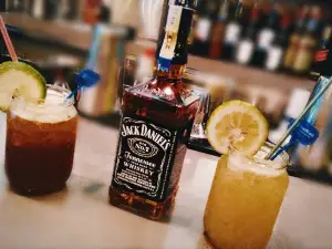 Urban Kitchen & Bar