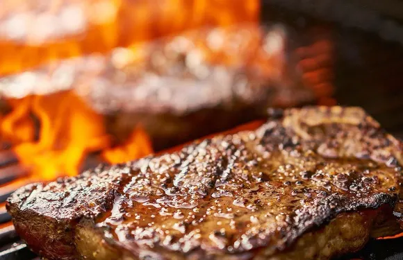 News Steaks & Grill